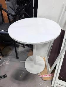 Teknion Bar Table | Excellent Condition | Call us now!