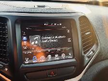 2015 Jeep Cherokee 4WD 4dr Limited - Photo 11