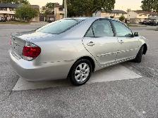 2005 Toyota Camry LE 4dr Sdn LE V6 Auto - Photo 5