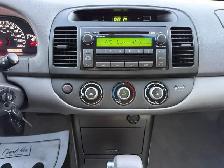 2005 Toyota Camry LE 4dr Sdn LE V6 Auto - Photo 11