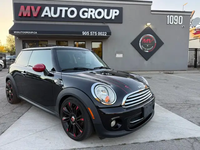 2013 MINI Cooper Hardtop Baker Street Edition