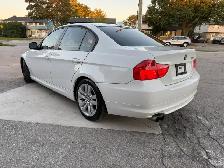 2011 BMW 3 Series 323i 4dr Sdn 323i RWD - Photo 5