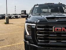 2026 GMC Sierra 3500HD AT4 - Photo 11