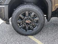 2026 GMC Sierra 3500HD AT4 - Photo 12