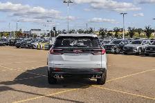 2027 GMC Acadia AT4 - Photo 7