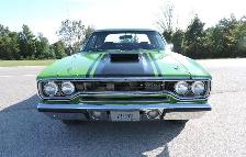 1970 Plymouth Road Runner 440 6 4-Speed Awesome Driver With 3-YR - Photo 2