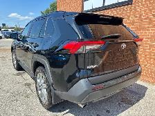 2022 Toyota RAV4 XLE AWD - Photo 4