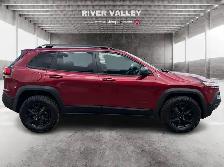 2017 Jeep Cherokee Trailhawk Leather Plus - Photo 2