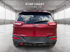 2017 Jeep Cherokee Trailhawk Leather Plus - Photo 4