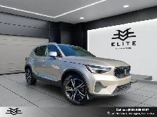 2023 Volvo XC40 B5 AWD CORE - Blind Spot Monitor - Reverse Camer
