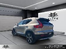 2023 Volvo XC40 B5 AWD CORE - Blind Spot Monitor - Reverse Camer - Photo 5