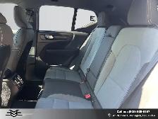 2023 Volvo XC40 B5 AWD CORE - Blind Spot Monitor - Reverse Camer - Photo 18