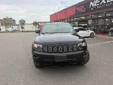 2020 Jeep Grand Cherokee ALTITUDE 4X4 LEATHER PAN/ROOF NAV B/SPO - Photo 2
