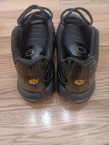 8 Men's Nike Air Max Plus Triple Black - Photo 4