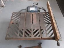 Table Saw - Photo 2