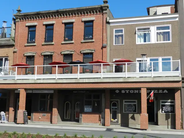 LARGE COMMERCIAL SPACE AVAILABLE - 75 ALDERNEY DRIVE
