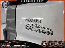 2024 Cadillac XT4 AWD SPORT, CUIR, TOIT, MAG 18PO, GPS, 2.0L TUR - Photo 11