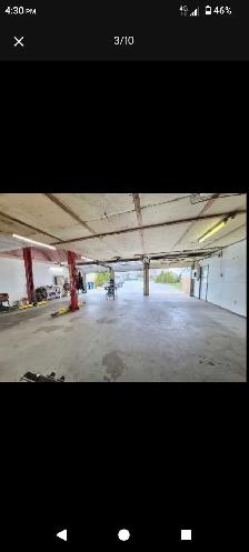 1057 oak ave Kingsville 3 bed house 3 car shop - Photo 2