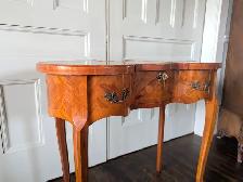 Antique French Pop Up Vanity - Photo 4