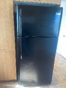 réfrigérateur A vendre $200