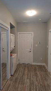 Modern Bachelor Suite for Rent - Photo 11
