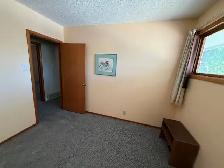 Bedroom for Rent – South Regina Close to U of R - Photo 7