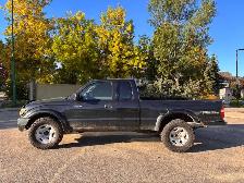 2004 Toyota Tacoma V6 4x4 - Photo 3
