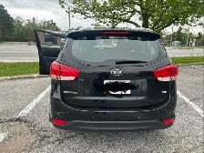 Kia Rondo Low KM & 7 Seater - Photo 2