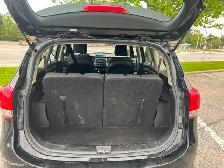 Kia Rondo Low KM & 7 Seater - Photo 8
