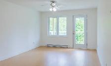ROCKY HILL/ BEAUTIFUL 3BD WITH IN-SUITE LAUNDRY - NOV -$1895.00 - Photo 5