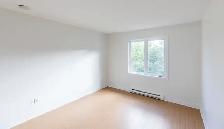 ROCKY HILL/ BEAUTIFUL 3BD WITH IN-SUITE LAUNDRY - NOV -$1895.00 - Photo 7