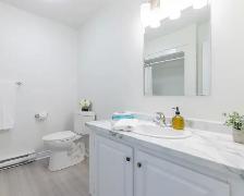 ROCKY HILL/ BEAUTIFUL 3BD WITH IN-SUITE LAUNDRY - NOV -$1895.00 - Photo 10