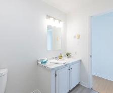 ROCKY HILL/ BEAUTIFUL 3BD WITH IN-SUITE LAUNDRY - NOV -$1895.00 - Photo 13