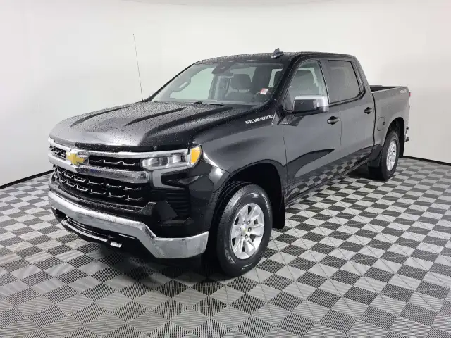 2025 Chevrolet Silverado 1500 LT Crew Cab Short Box 4-Wheel Driv