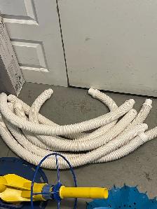 Zodiac Manta Pool Cleaner - Photo 5