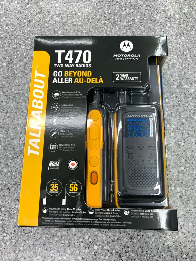 Motorola T470 Walkie Talkie