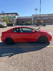 2010 Kia Forte SX 2-Door - Photo 4