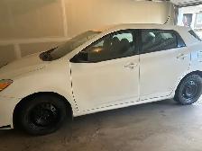 2011 Toyota Matrix - Photo 2