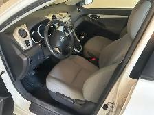 2011 Toyota Matrix - Photo 4