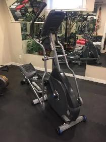 NAUTILUS E614 ELIPTICAL MACHINE