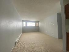 Unfurnished 2 Bed, 1 Bath Apartment - Photo 3
