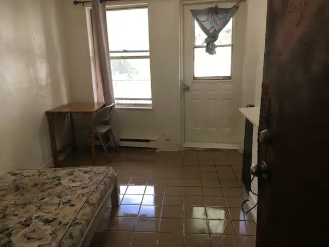 Facing Metro Place St Henri $568 Room with Own Address& Mailbox