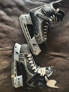 Bauer Nike Supreme skates size 7 men’s