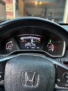 2018 Honda CR-V Touring – Milky White – 110,000 km – Excellent C - Photo 9