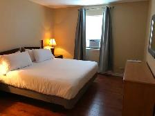 Spacious 2 bedroom unit with washer patio with roof for Oct 1st - Photo 7