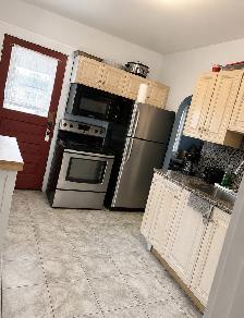 Room For Rent-Near University Of Windsor - Photo 2