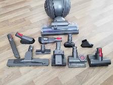 Dyson DC77 animal vacuum retail $700 asking $200 is negotiable - Photo 4