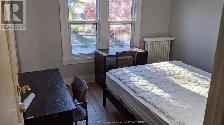 Student Room for Rent Next to U of Windsor - Photo 4