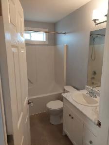 2 bedroom suite available - Photo 2