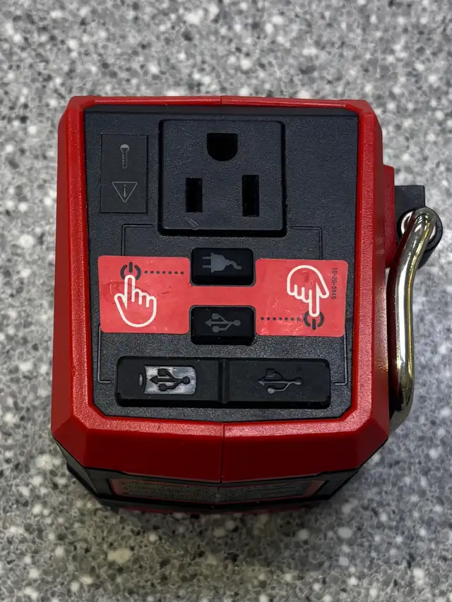 Milwaukee 18V Top Off Power Supply